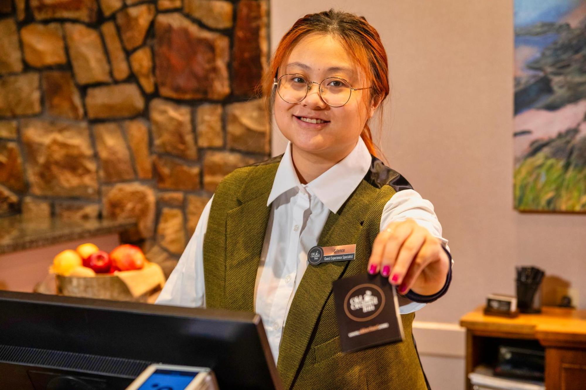 Old Orchard Inn Вулфвилл Экстерьер фото