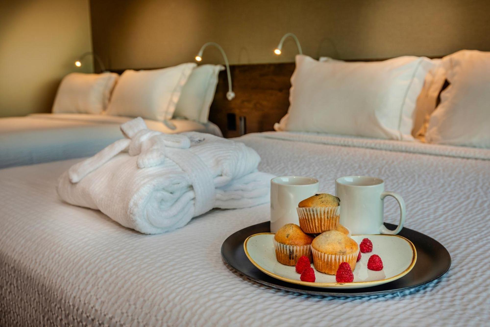 Old Orchard Inn Вулфвилл Экстерьер фото