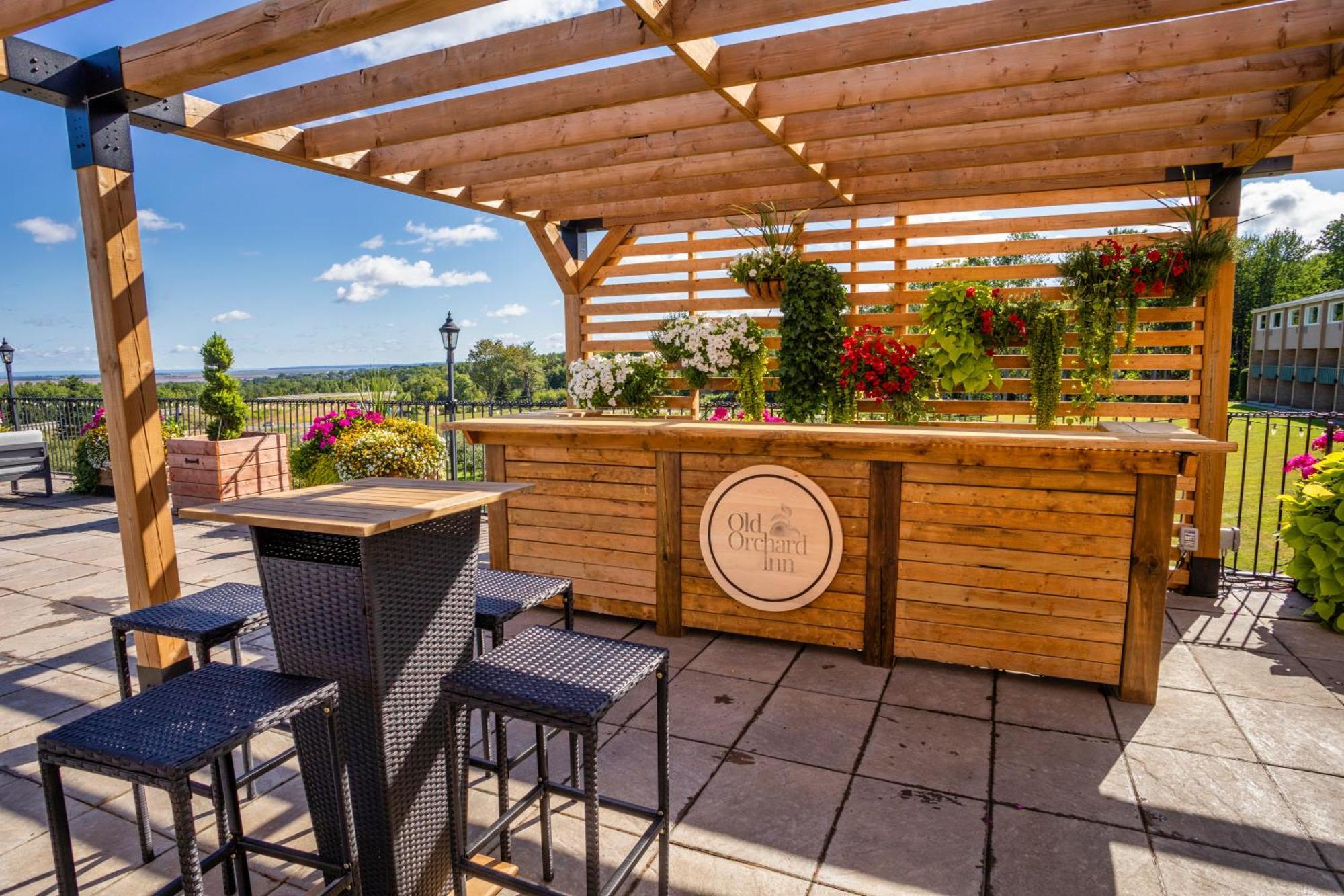 Old Orchard Inn Вулфвилл Экстерьер фото